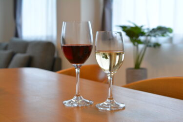【ワインの基礎】初心者向けブドウ品種とワインの選び方を解説
